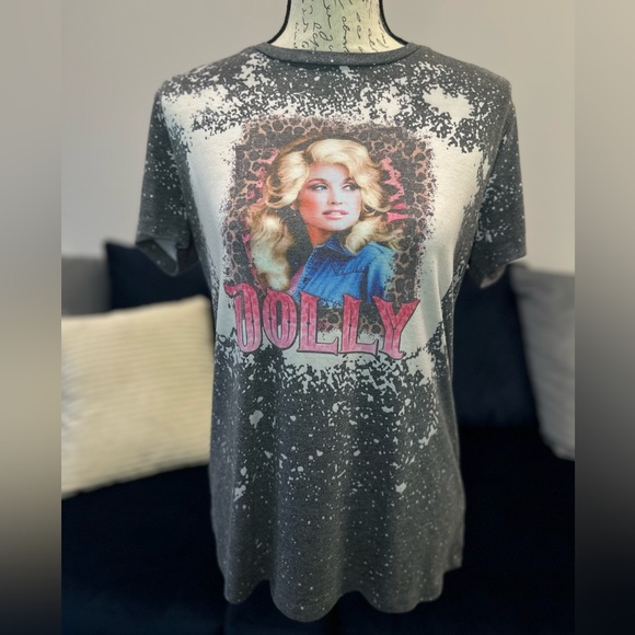 Tops - Dolly Tee